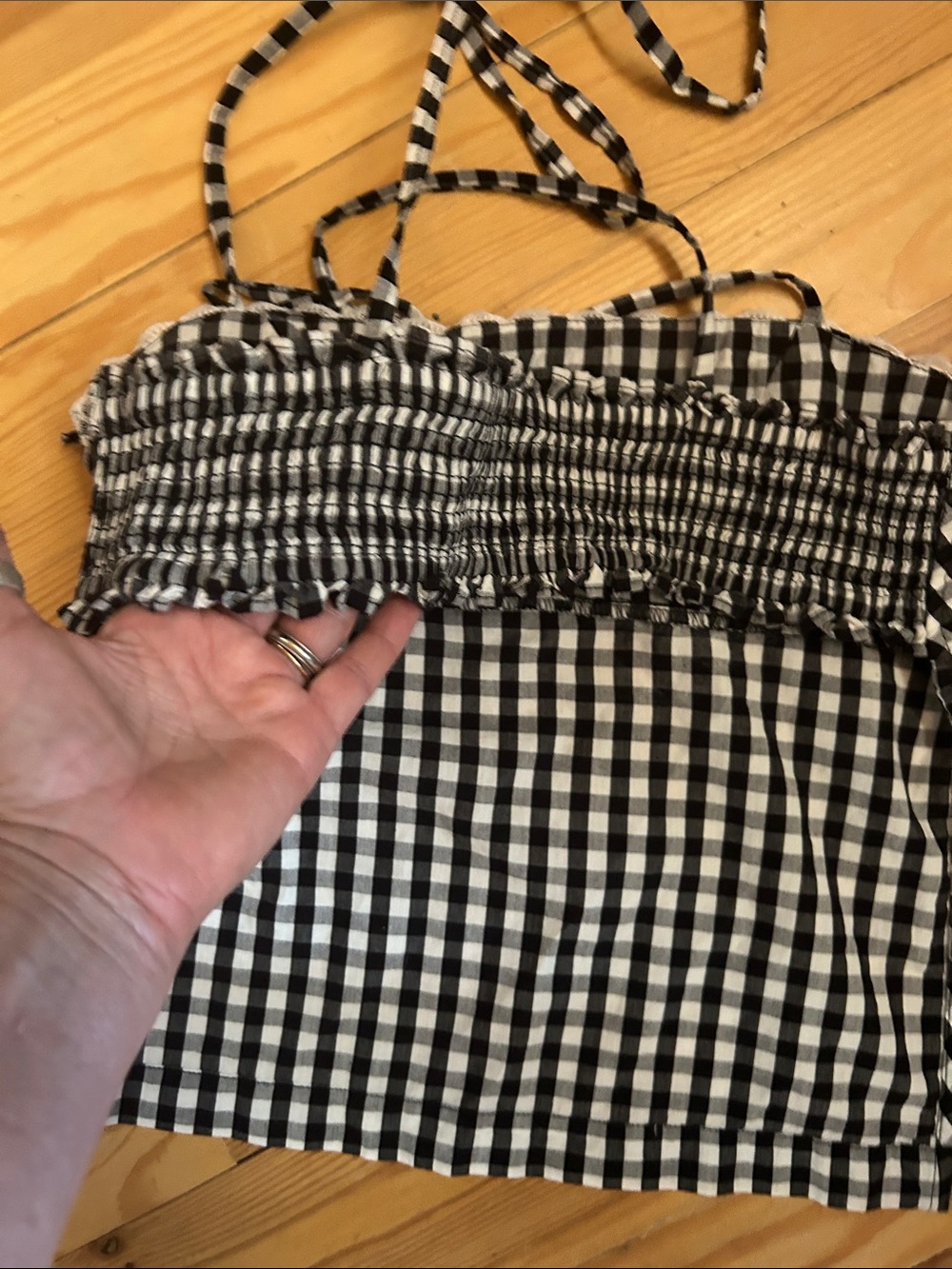 Kimchi Blue Black & White Gingham Smocked Crop Top - Picture 4 of 4